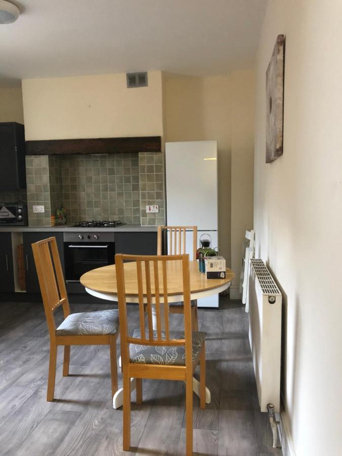 Comfortable Home Away From Home, Town Centre, Free Parking,Multiple Rooms Челтнем Екстер'єр фото