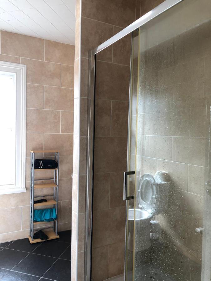 Comfortable Home Away From Home, Town Centre, Free Parking,Multiple Rooms Челтнем Екстер'єр фото